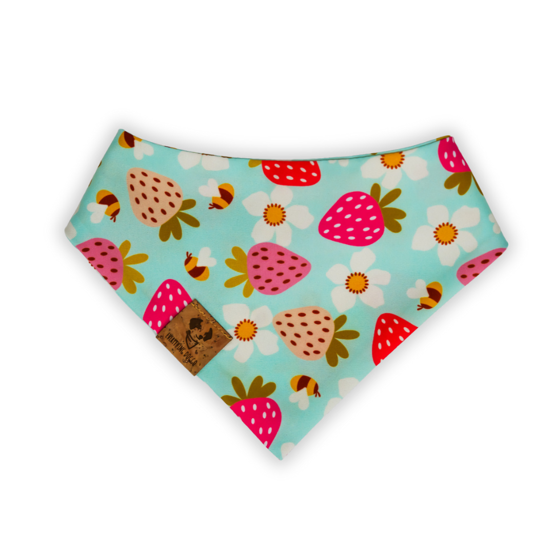 Berries and Daisies - Single Snap Bandana