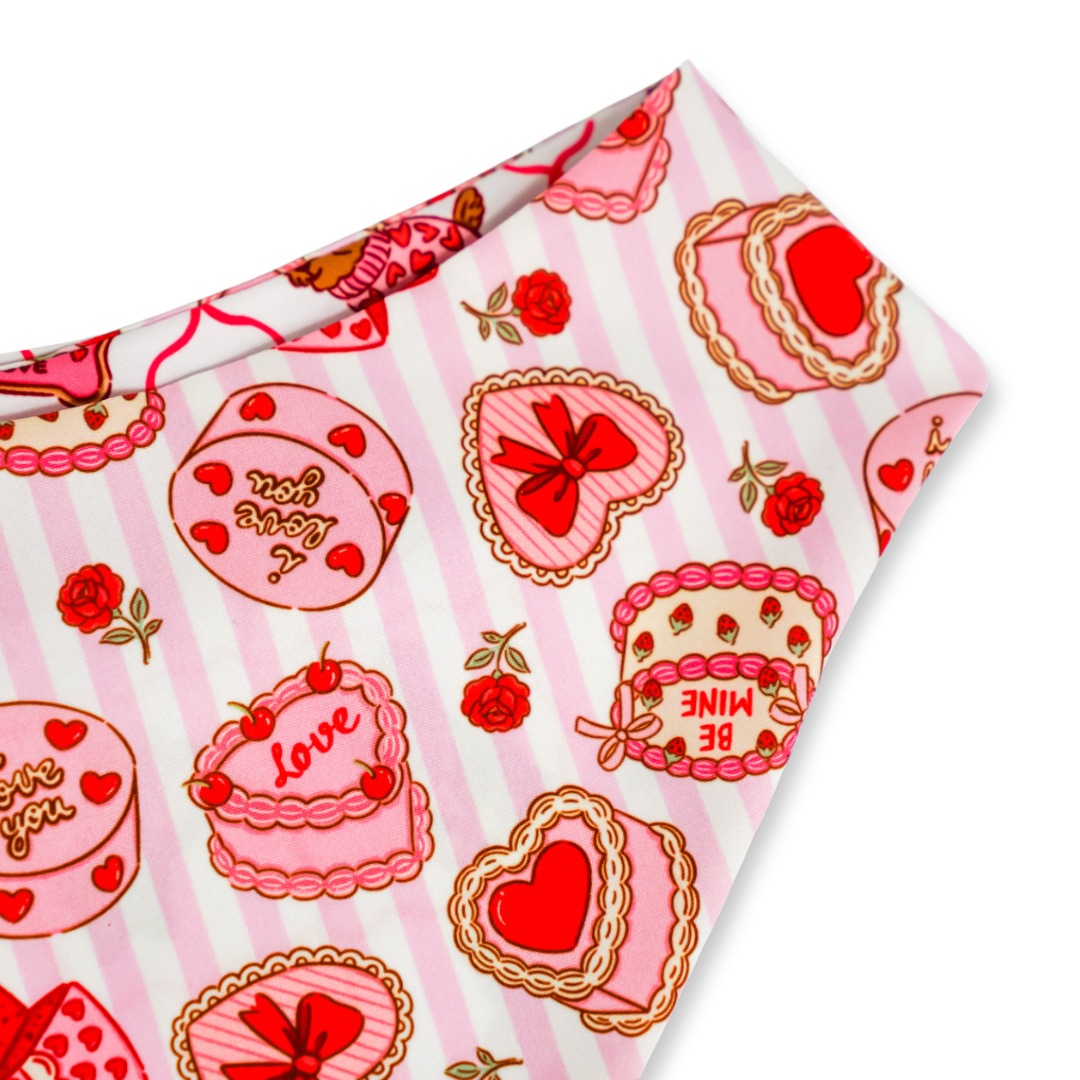 Pupcakes and Kisses (November Monthly Mystery) - Bandana