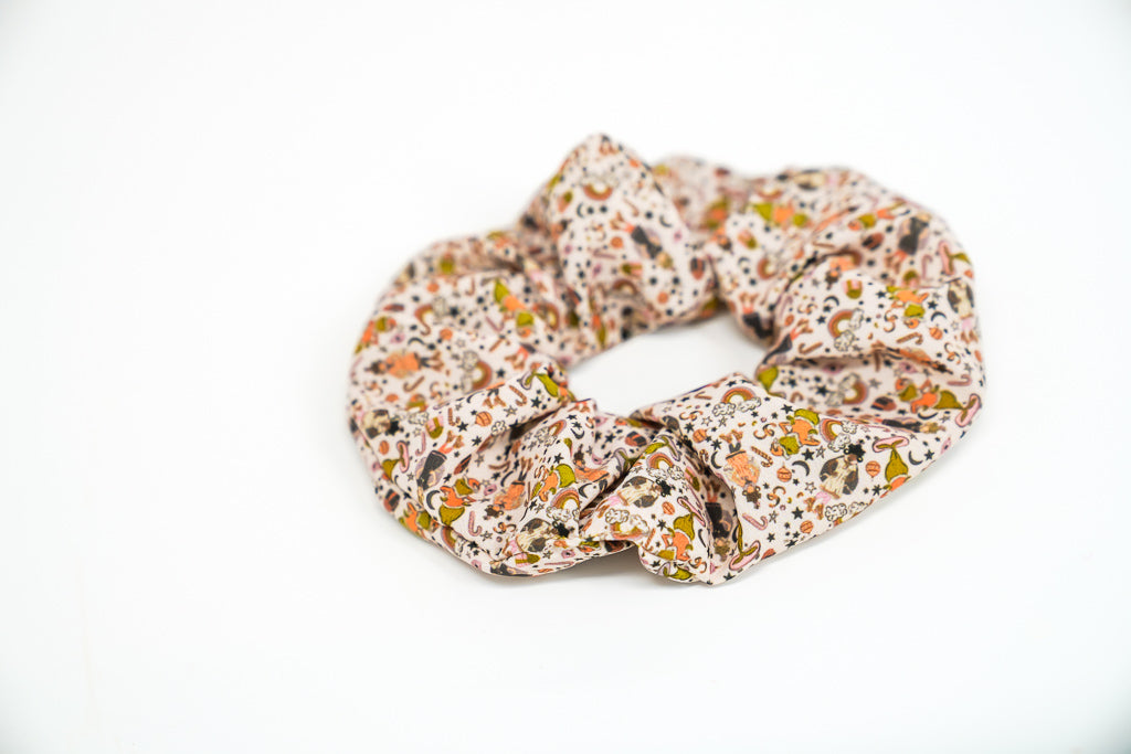 Grinch - Crepe De Chine Scrunchie